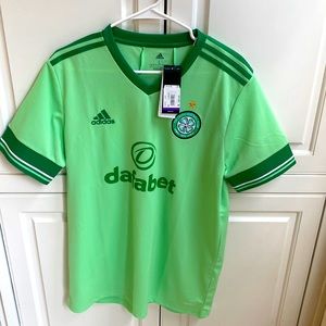 - Authentic Celtic Soccer Jersey- Large- Brand New